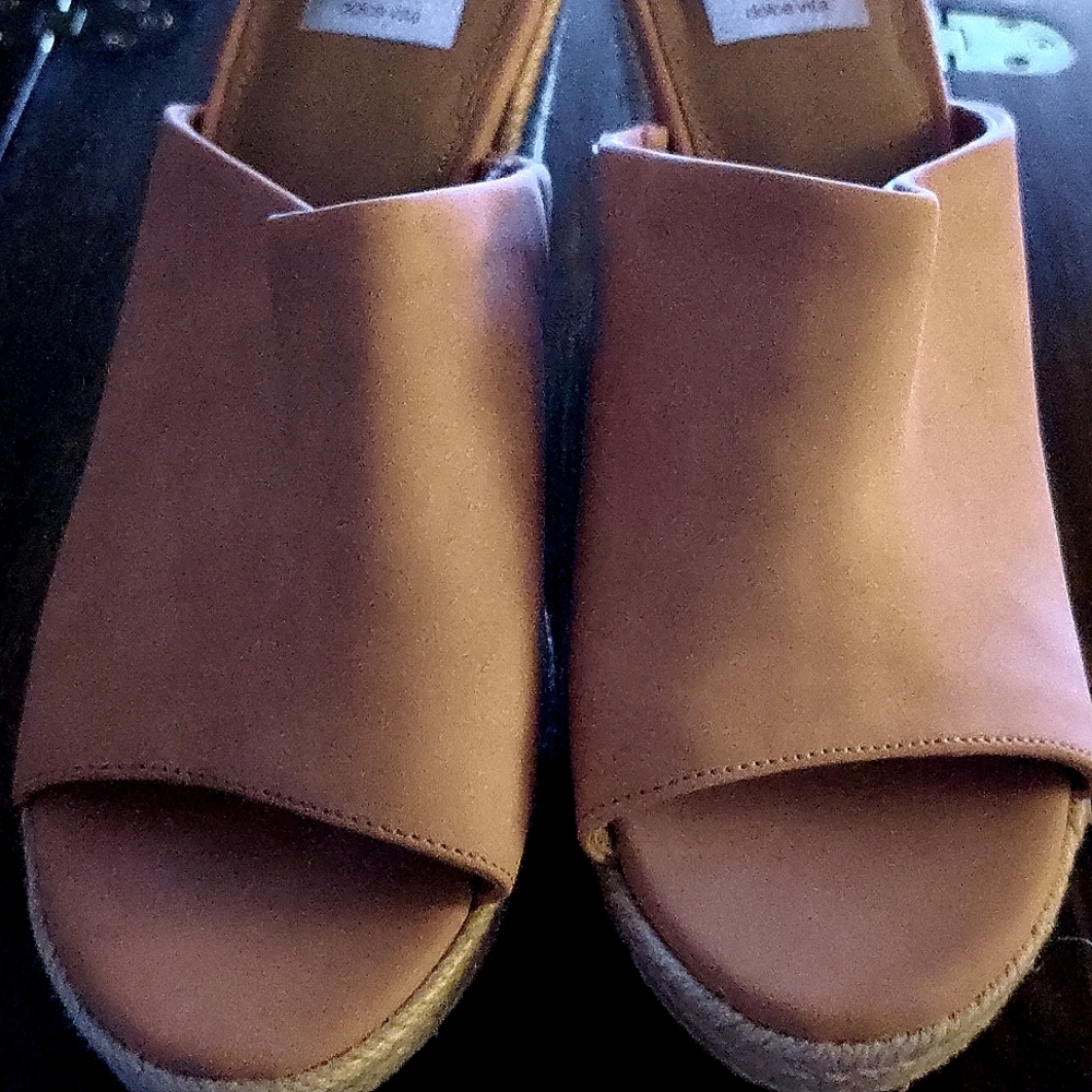 Tan Size 9 dv by dolce vita Dixon Wedges